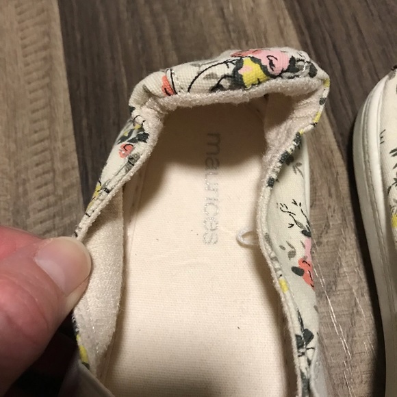Women’s slip on shoes from Maurice’s size 6 - Picture 3 of 6